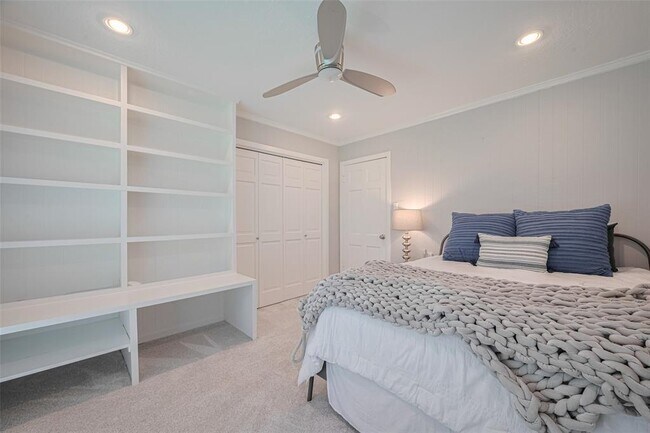 Building Photo - 13622 Comely Ln