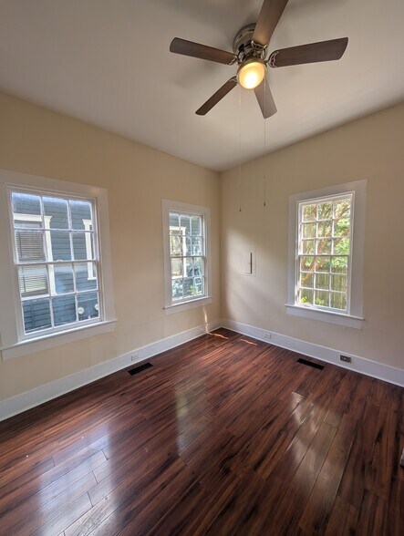 Building Photo - 408 Grace St