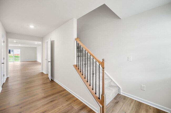 Building Photo - 115 Broadtree Cir