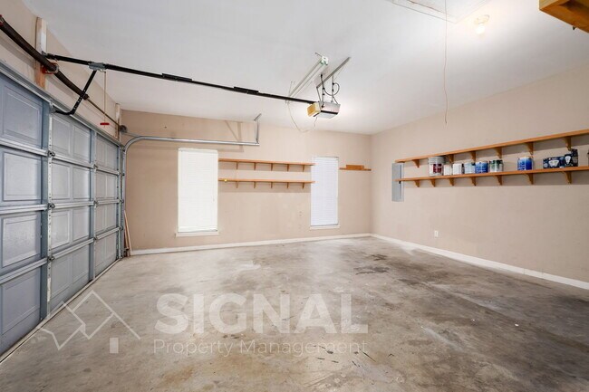 Building Photo - 108 Spring Pl