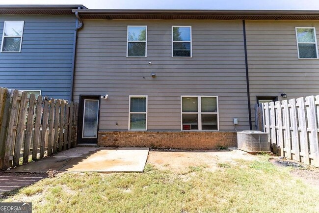 Building Photo - 1028 Mcconaughy Ct