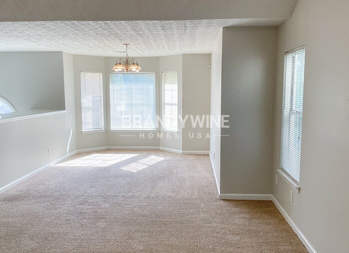 Building Photo - 5877 Pecan Grove