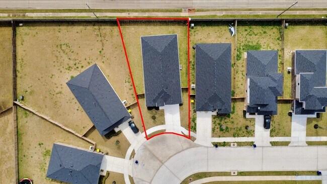 Building Photo - 342 Amy St