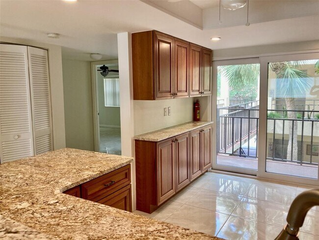Building Photo - 6430 Sun Eagle Ln