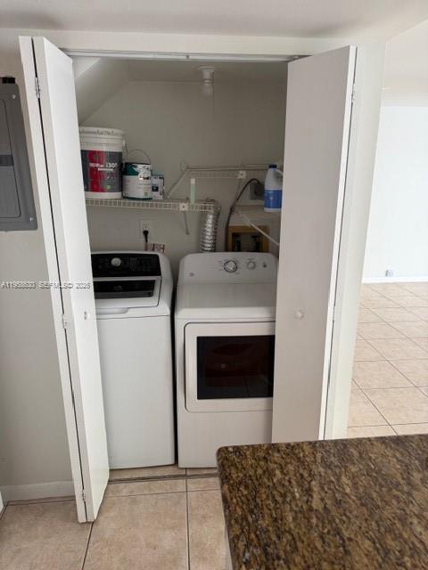 Building Photo - 6845 SW 45th Ln