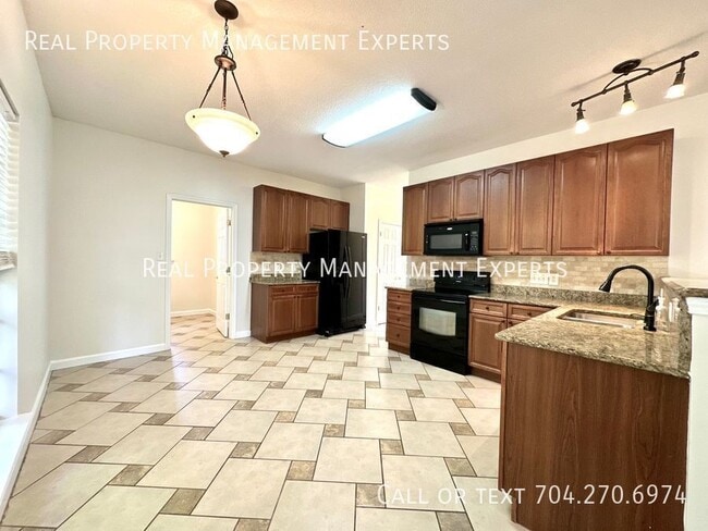Building Photo - 4775 Covington Dr NW