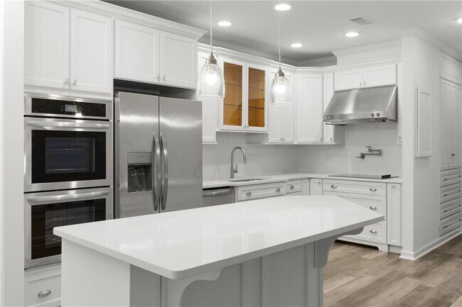 Building Photo - 1421 Peachtree St NE