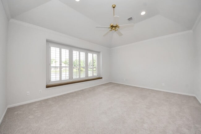 Building Photo - 39 Wild Meadow Ct