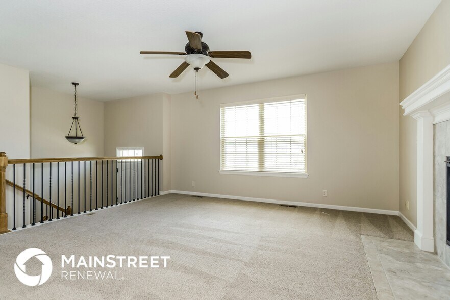 Building Photo - 901 E Rockville Terrace