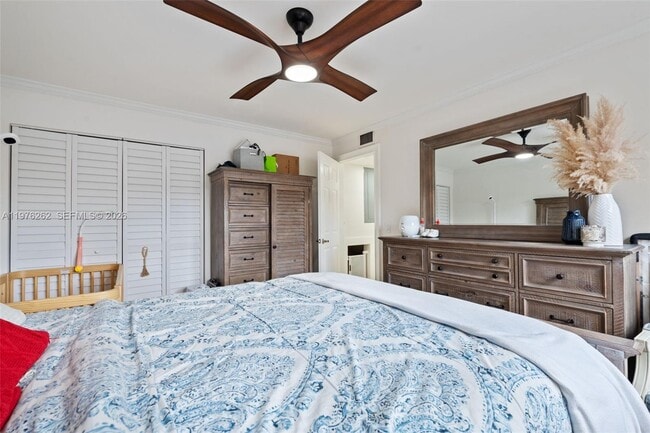 Building Photo - 6523 NW 170th Ln