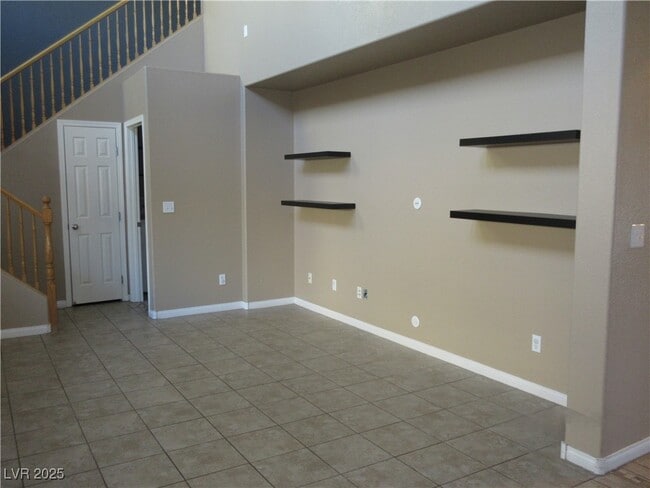 Building Photo - 8056 Aztec Basin Ave