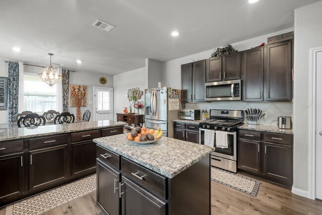 Building Photo - 3555 Cannon Dr
