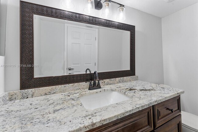Building Photo - 7225 Promenade Dr