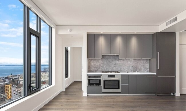 Building Photo - Modern Spire Condo with Space Needle Views in Belltown