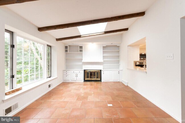 Building Photo - 50 Wistar Rd