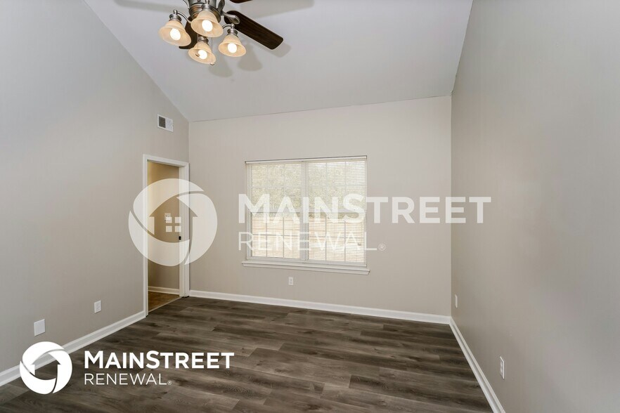 Building Photo - 13024 Bessels Blvd