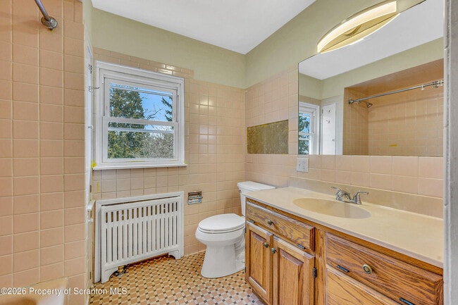 Building Photo - 529 Wheeler Ave