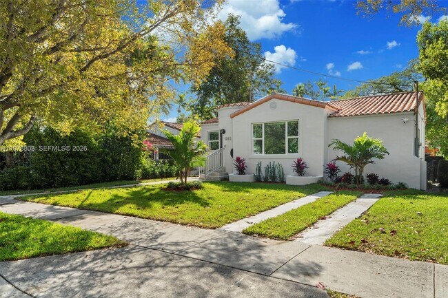 Building Photo - 1262 SW 15th Terrace