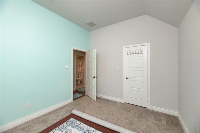 Building Photo - 2421 Stella Ln