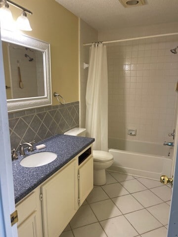 Building Photo - 2822 White Oak Dr
