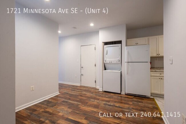 Building Photo - 1721 Minnesota Ave SE
