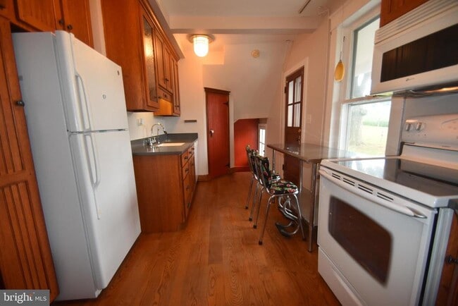 Building Photo - 5619 Jefferson Pike