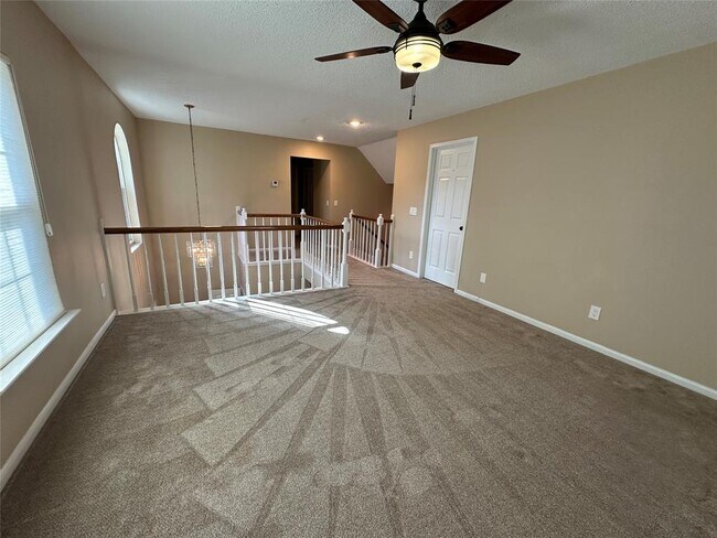 Building Photo - 9918 Cedaredge Dr