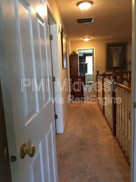 Building Photo - 7569 Cherryhill Dr