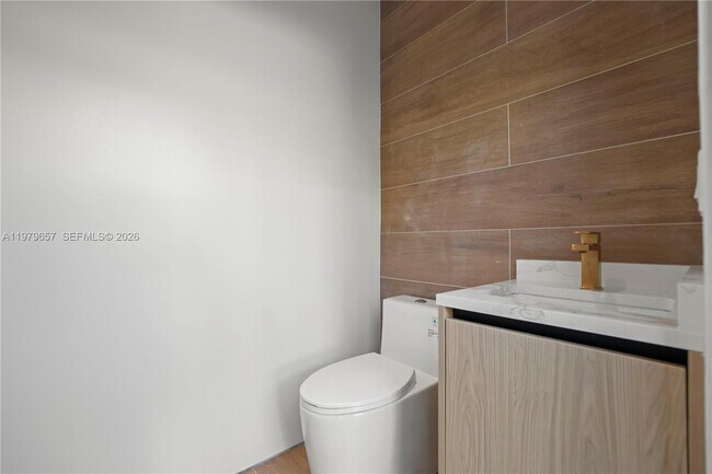 Building Photo - 3187 SW 23rd St