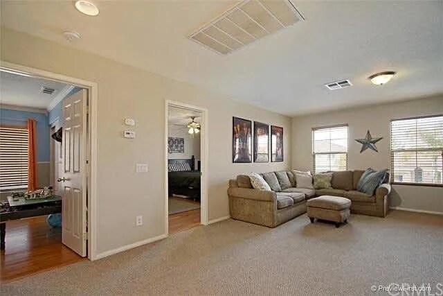 Building Photo - 32849 Northshire Cir