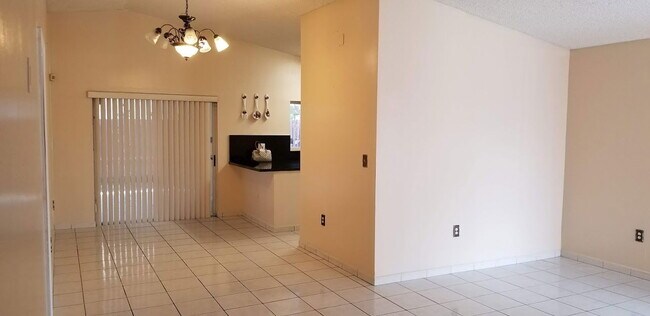 Building Photo - 9362 NW 121st St