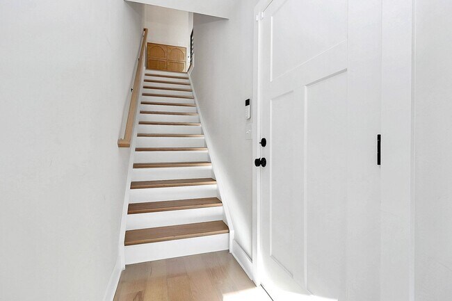 Building Photo - LoSo Terrace like new townhome available for rent!