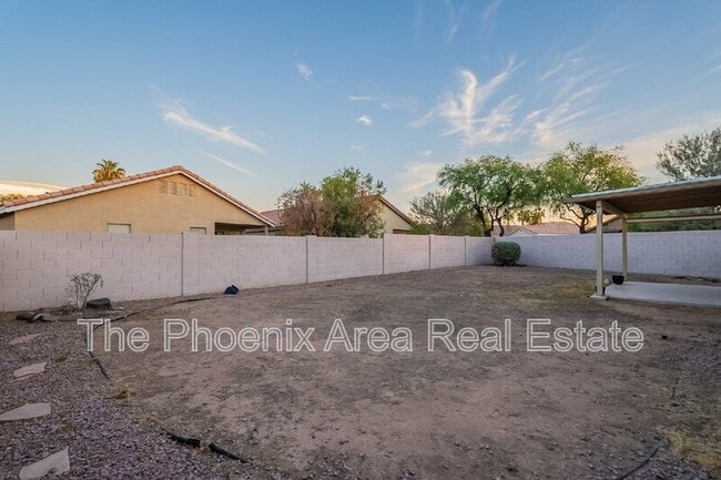 Building Photo - 663 S Colonial Ct