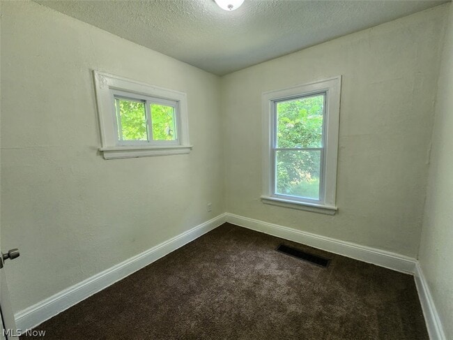Building Photo - 12905 Watterson Ave