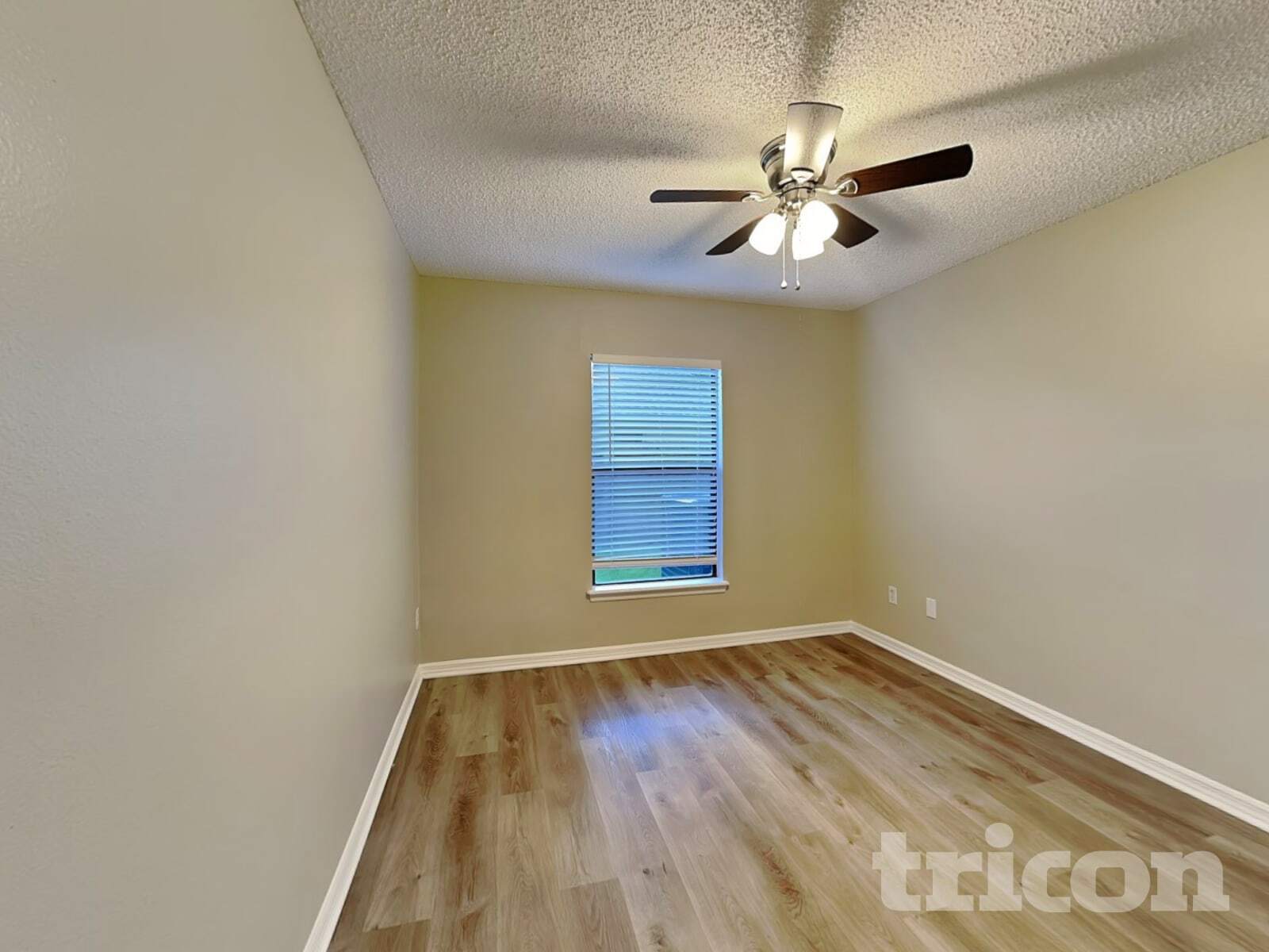 Building Photo - 1435 Spring Ridge Cir