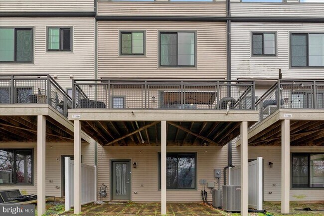 Building Photo - 4902 Trail Vista Ln