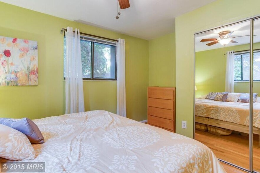 bedroom - 2016 N Adams St