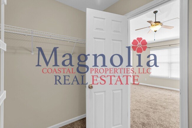 Building Photo - 3 Bedroom 2.5 Bathroom 1488 sf townhome in Cypress Point - Richmond Hill
