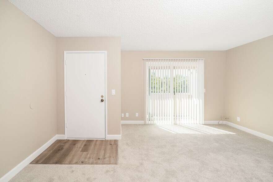 Building Photo - Parkview Apartments