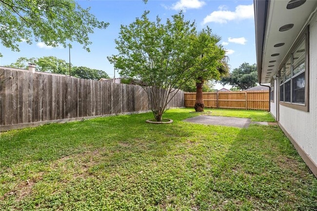 Building Photo - 19630 San Gabriel Dr