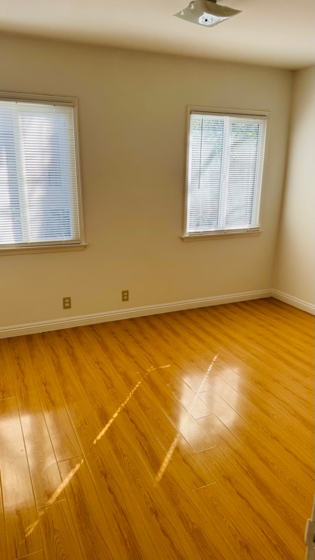 Building Photo - 515 N Nicholson Ave