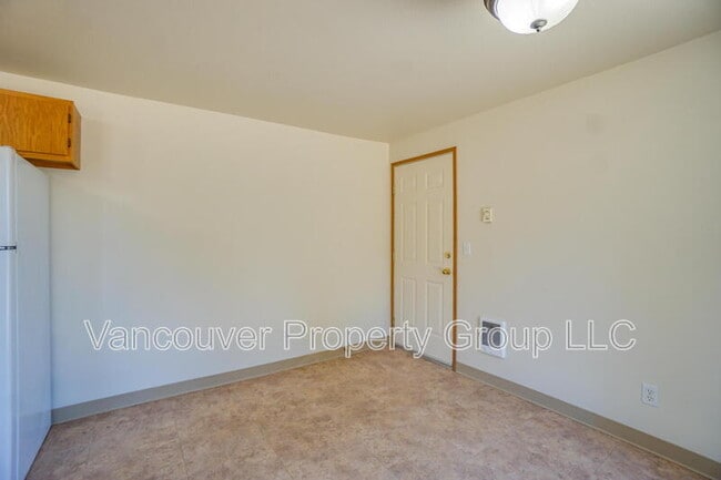 Building Photo - 8621 NW 15th Ave