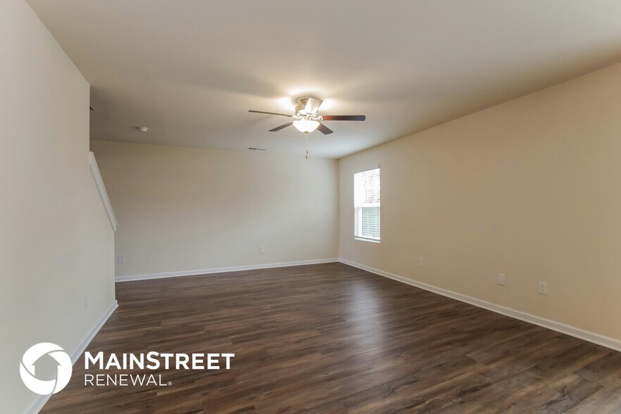 Building Photo - 160 Steamboat Ln