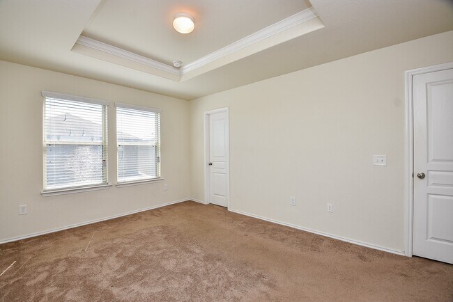 Building Photo - 4407 Champions Landing Dr