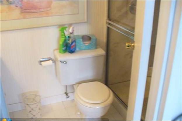 Building Photo - 601 Three Islands Boulevard