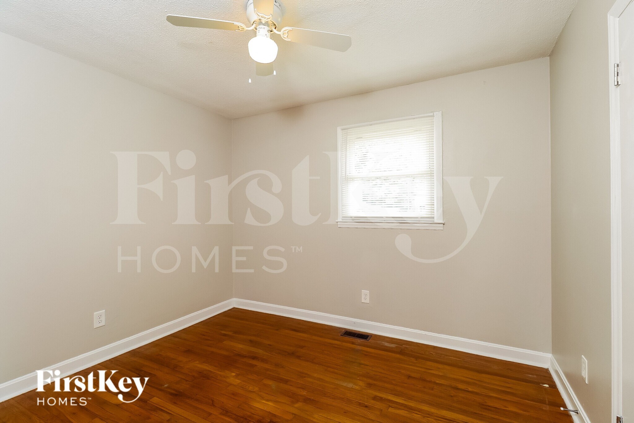 Building Photo - 3715 Branding Iron Dr