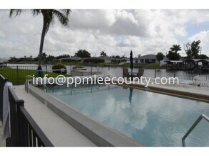 Building Photo - Ground Floor 2/2 Waterfront Condo with Dock