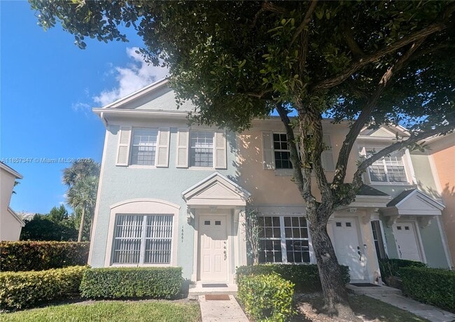 Primary Photo - 16661 Hemingway Dr