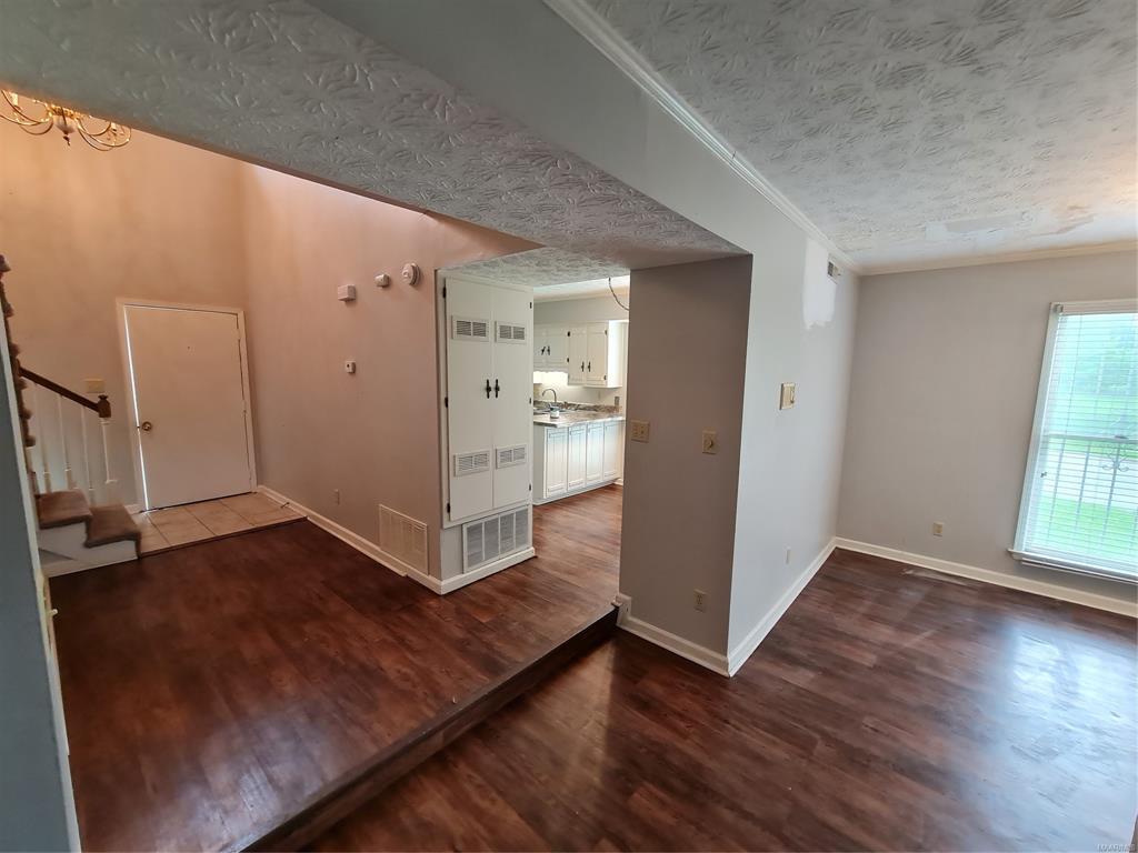 Building Photo - 1601 Cobblestone Ct