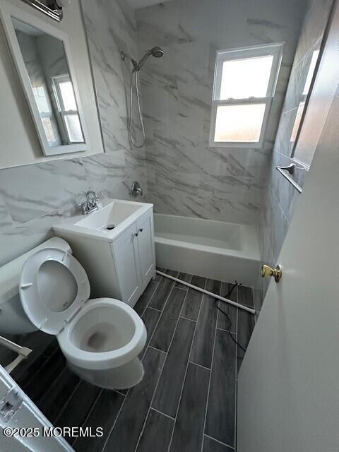 Building Photo - 197 Parker Ave